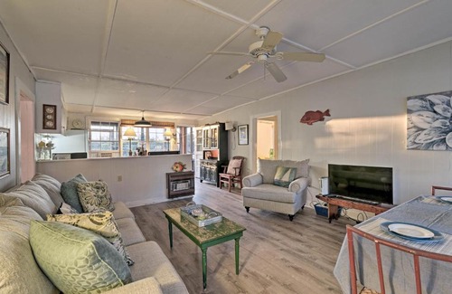 Pawleys Island House | Pawleys Island House, - Steps to Beach and Creek!