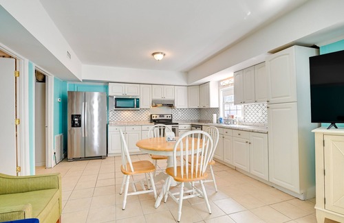 Pawleys Island House | Pawleys Island Retreat - Golf Cart Included!