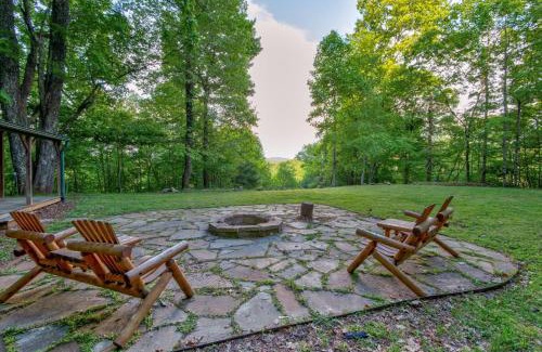 Boone House | Paws A While