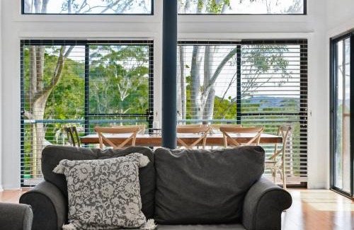 Elizabeth Beach House | Paws and Relax