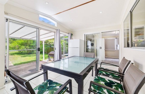 Patonga House | Pay 5, Stay 7 for School Holidays-> pet friendly