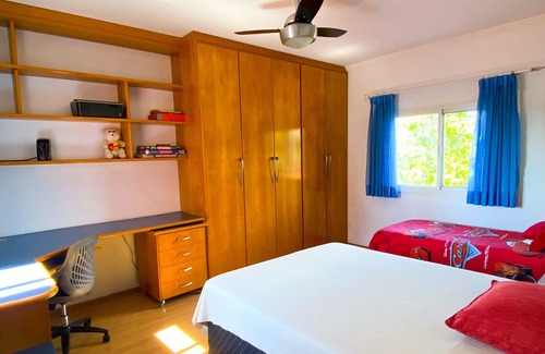 Cotia House | Paz e muito verde na Granja Viana