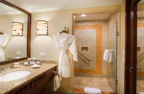 Paraiso Escondido Resort | PB Sunset Beach Owner Studio Suite, Oct 27-Nov 3, 2025