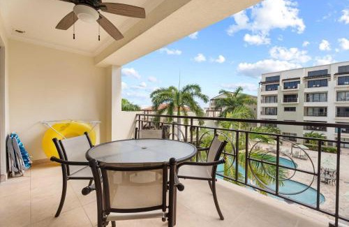Washington House | PC312 - Pool View - 1BR Perfect for a couple - Close to Palm Beach