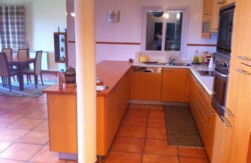 Ponta Delgada House | PDelgada 3-Bed House Sleeps 6 Parking & Sea View
