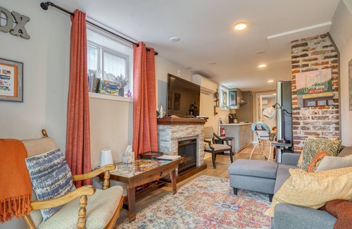 Portland Apartment | PDX/St Johns Hideaway