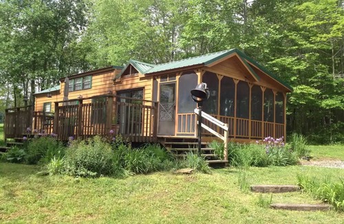 Halfway Cabin | Peace And Quiet Of Country Living Yet Close To Modern Convenience.