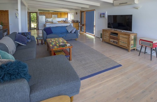 Mollymook Beach House | Peace at Plateau - Mollymook Beach