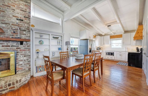 Long Bay Estates House | Peace of Heaven Three Bedroom Oceanfront Home in Long Bay Estates