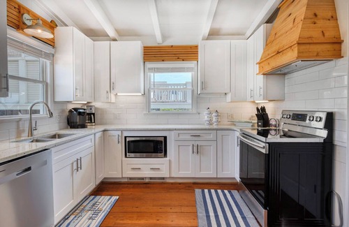 Long Bay Estates House | Peace of Heaven Three Bedroom Oceanfront Home in Long Bay Estates