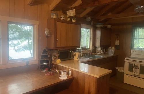 Pine River Pond House | Peace on the Lake