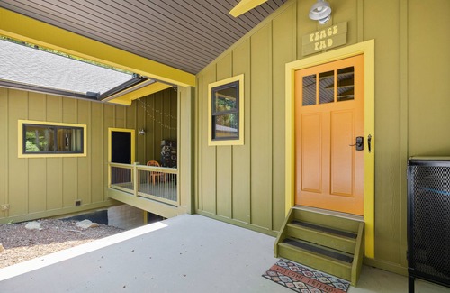 Horse Shoe Ski Chalet | Peace Pad