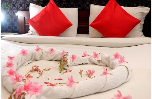 Kalapettai Hotel | Peace Residency