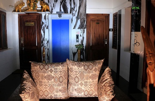 Kalapettai Hotel | Peace Residency