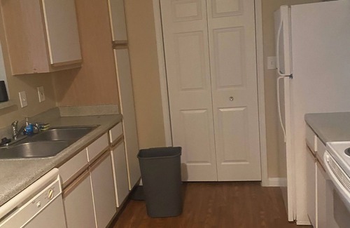 South Main Apartment | Peaceful 1 bedroom getaway!