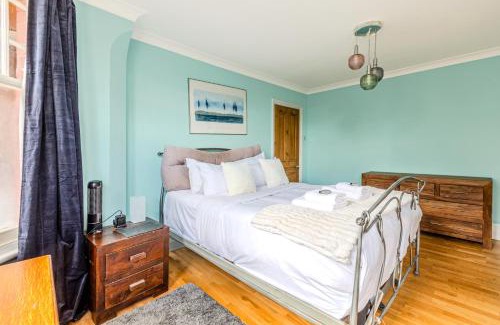 Dudden Hill House | Peaceful 1BR flat, 3min Tube, NW, close to Wembley