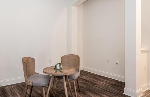 Wendover - Sedgewood Apartment | Peaceful 1BR with Patio and Gym
