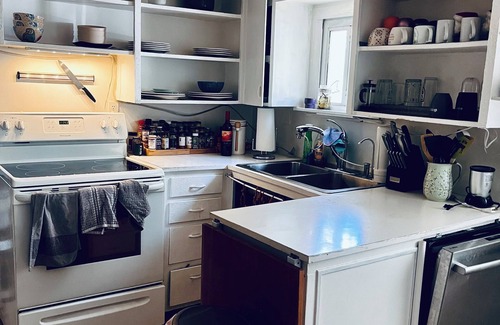 Spokane House | Peaceful 2 bed retreat on the river. Very close to hospitals and DT Spokane!