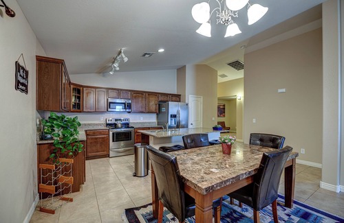 Casa Grande House | Peaceful 3-bdrm Residential House with Home Office
