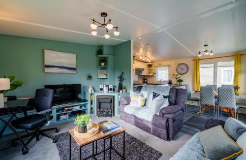 South Lakeland Leisure Village Apartment | Peaceful 3-Bed Lodge ! Ideal for Families!