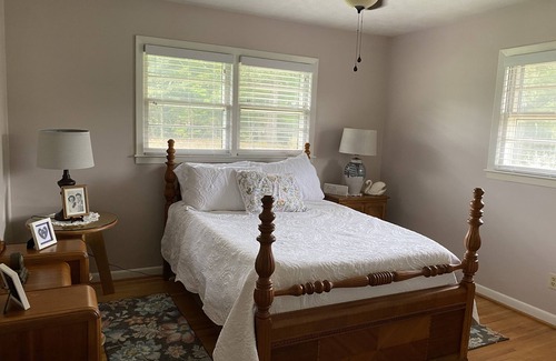 New London Other | Peaceful 3 bedroom home with full basement on farm land