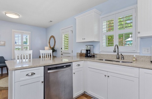Emerald Isle House | Peaceful 4BR Beach Escape w/Famous Heated Mystery Pool™ | 2-min Walk to Beach