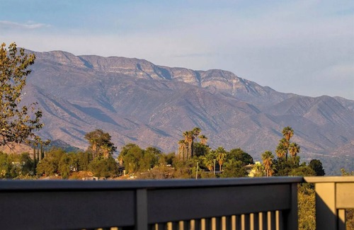 Ojai House | Peaceful 5 bedroom home with stunning views