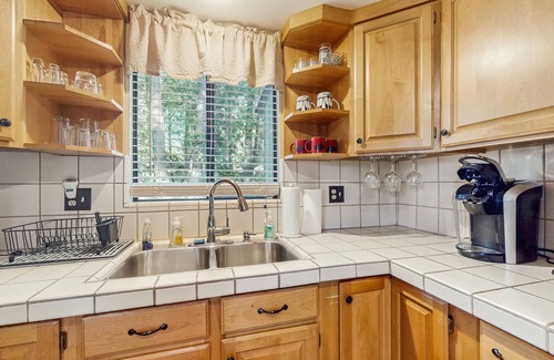 Crest Park House | Peaceful and Cozy Cabin- Close to Sky Park at Santa's Village