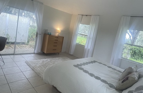 Williston Cottage | Peaceful and private cottage on 20 acre farm 20 minutes from WEC 10 min to HITS