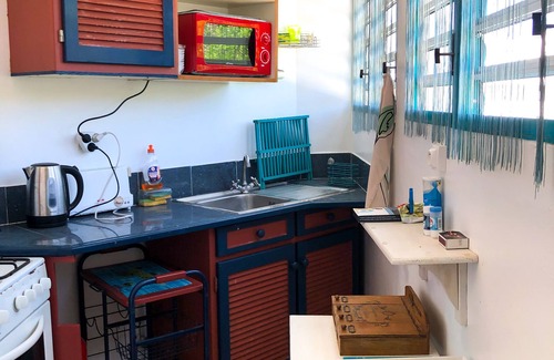 Sainte-Anne Apartment | Peaceful and spacious APT, with balcony + Jacuzzi 5min from beach