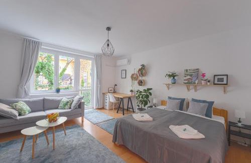 Budavar Apartment | Peaceful Apartment near Buda Castle and Chain Bridge