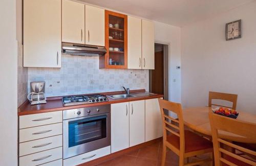 Rabac Apartment | Peaceful apartment with beautiful sea view