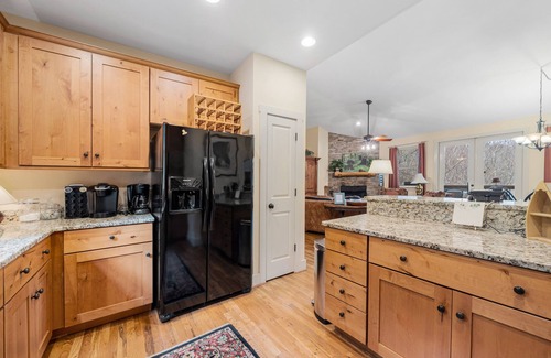 Bear Lake Reserve Cottage | Peaceful Bear Lake Reserve home near Castle Ladyhawke wedding venue & Cashiers