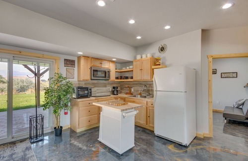 Belfry House | Peaceful Belfry Retreat on 14 Acres w/Grill!