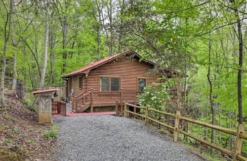 Blue Ridge House | Peaceful Blue Ridge Cabin with Decks and Fire Pit