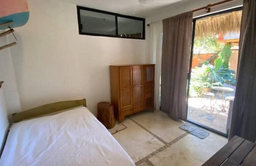 Los Tamarindos Apartment | Peaceful body & soul retreat. Steps from beach! AC
