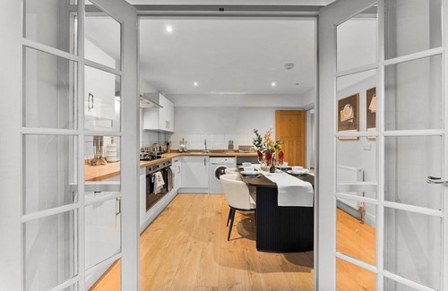 Hanham House | Peaceful Boutique House - Garden