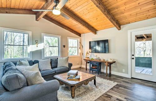 Brevard House | Peaceful Brevard Mountain Cabin Hike, Golf and Swim