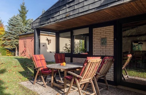 Ferienhausgebiet Hillenseifen House | Peaceful Bungalow Garden Fireplace Self Check-in