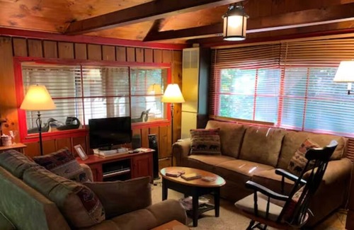 Crystal Beach Cabin | Peaceful Cabin Near Lake Bomoseen