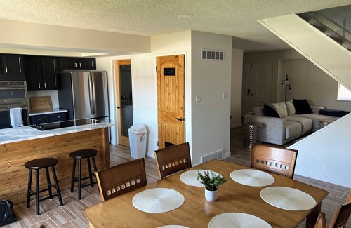 Foothills House | Peaceful, calming, comfortable in Lakewoods best area - 1 min. to hiking!