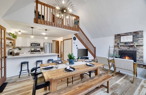 Riverside Estates Ski Chalet | Peaceful Chalet w/Fireplace I Hot Tub I Fire Pit