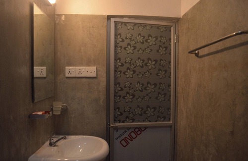 Kandy Hotel | Peaceful City-View Stay Just 200m from Kandy Viewpoint – Book Your Escape