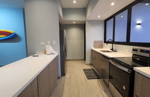 Junquillal House | Peaceful Coastal Getaway, Walk to the Beach & Surf