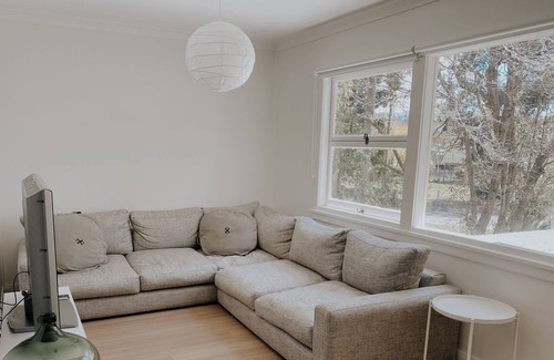 Lake Conjola House | Peaceful Coast House with Fenced Backyard & Easy Walk to Beach and Lake