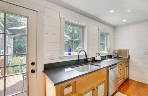 South Bristol House | Peaceful Coastal Maine Retreat, Walk to Trails