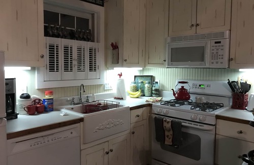 Altamont Cottage | Peaceful Cottage on the Linville River Elev. approx. 3400 Close to 3 Ski Areas