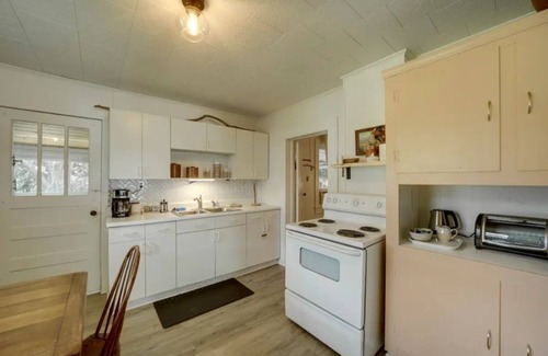 Waynesville Cottage | Peaceful cottage on Richland Creek. Walking distance to downtown Waynesville