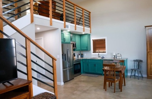 Farmersville House | Peaceful Country Hideaway minutes from Chaparral Trail and Lake Lavon