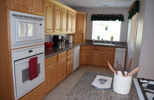 Dollar Corner House | Peaceful Country Retreat Near PDX and ILANI